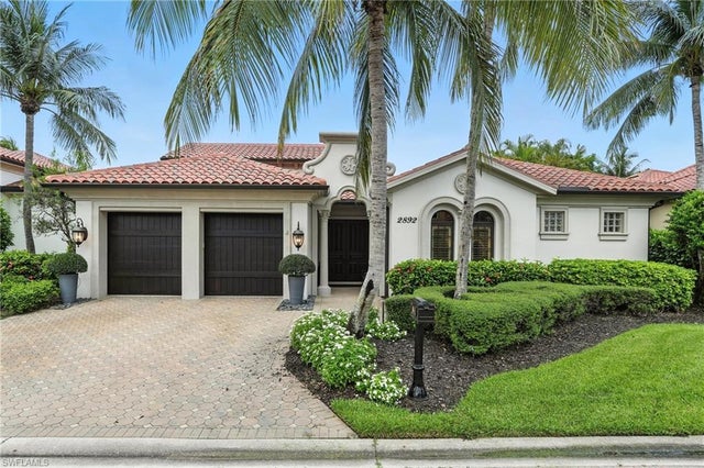 2892 Tiburon Blvd E, NAPLES