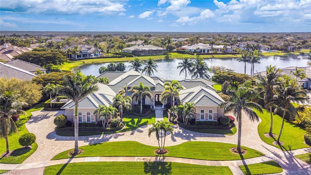 5923 Sunnyslope Dr, NAPLES