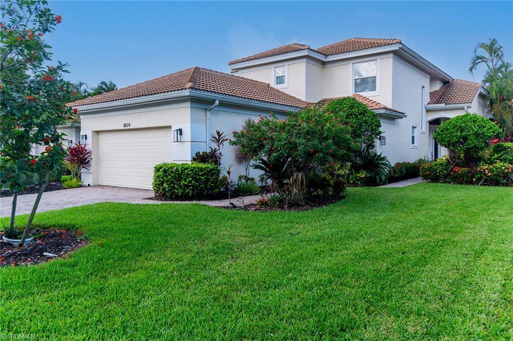 8574 Pepper Tree Way, NAPLES
