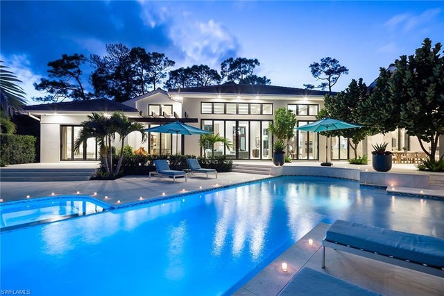 494 Gordonia Rd, NAPLES