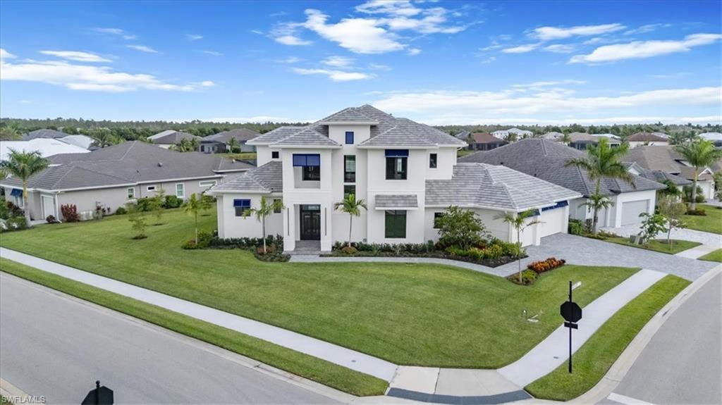 14211 Charthouse Cir, NAPLES