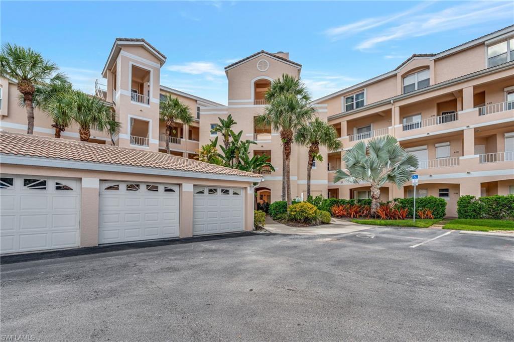 992 Woodshire Ln D303, NAPLES