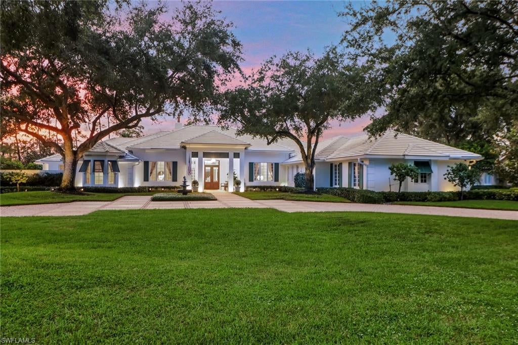 13101 Pond Apple Dr E, NAPLES