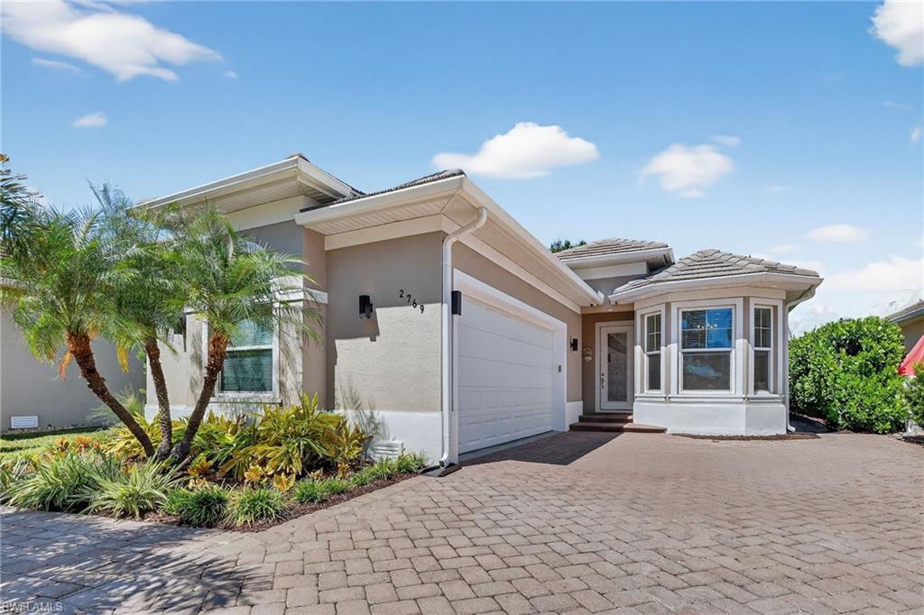 2769 Linda Dr, NAPLES