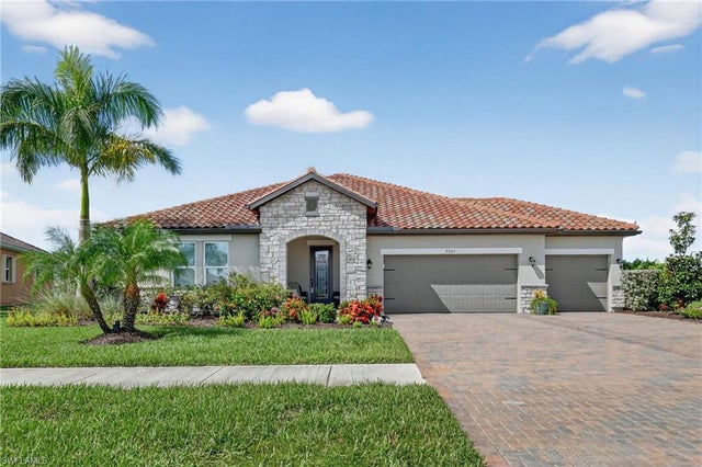 Photo of 2082 Grove Dr, NAPLES FL