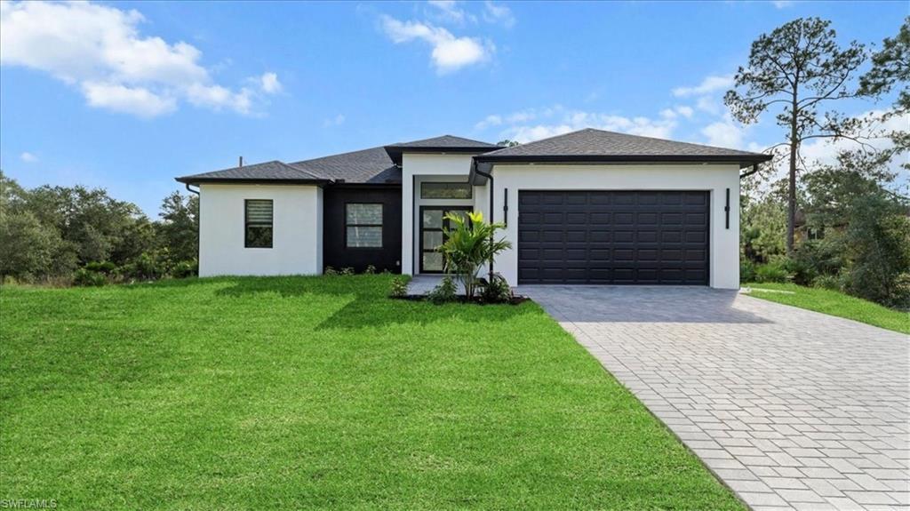 910 Truman Ave, LEHIGH ACRES