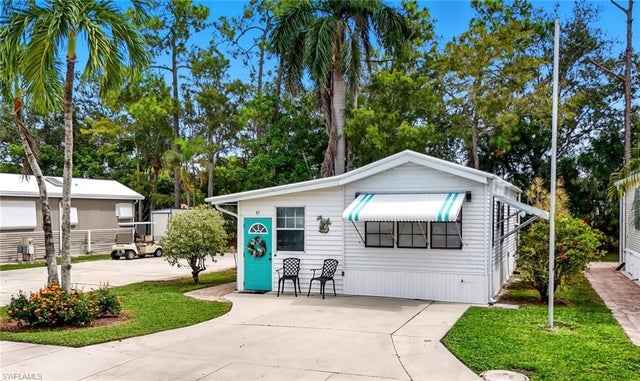 Photo of 37 Bass Ln, NAPLES FL