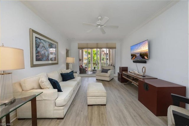 410 Bayfront Pl 2405, NAPLES