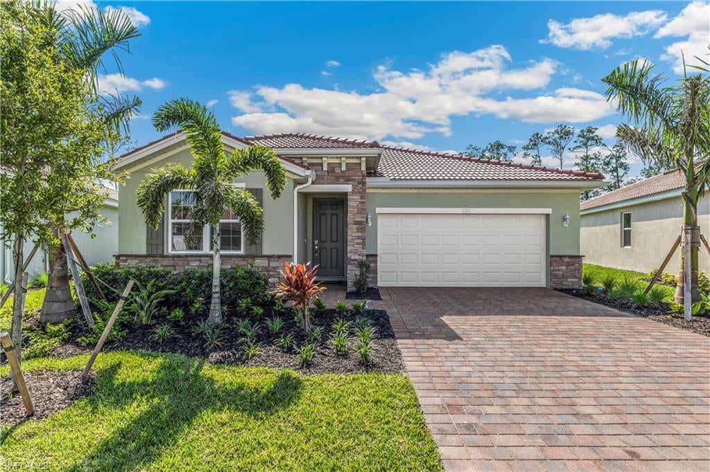 531 Spring Hill Lake Loop, CAPE CORAL