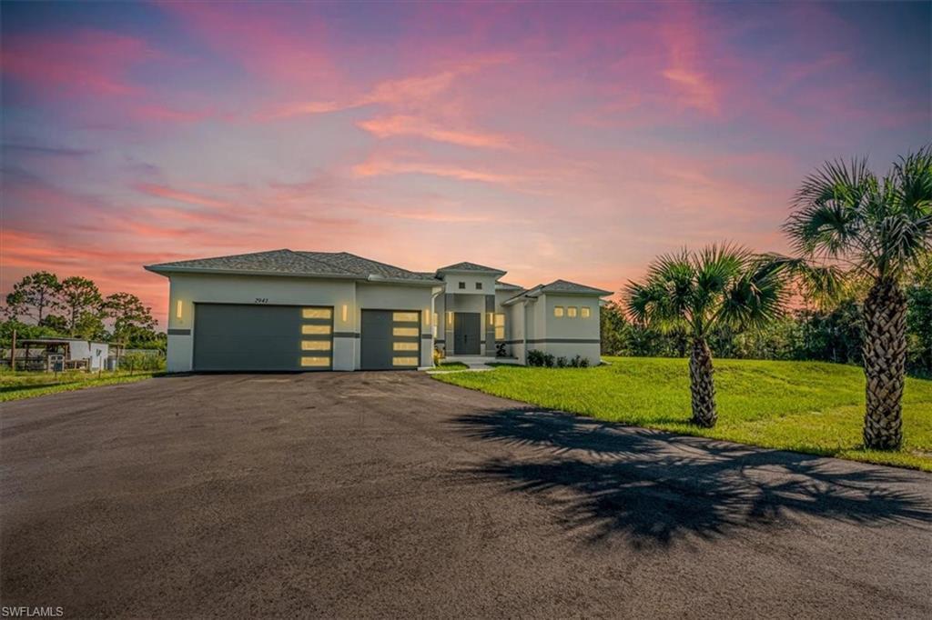 2941 37th Ave Ne, NAPLES