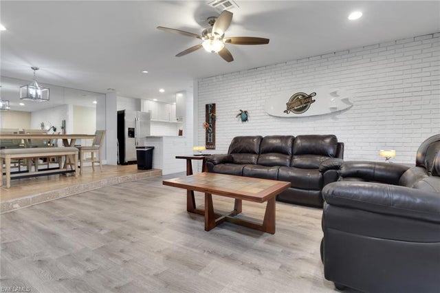 159 Teryl Rd E3, NAPLES