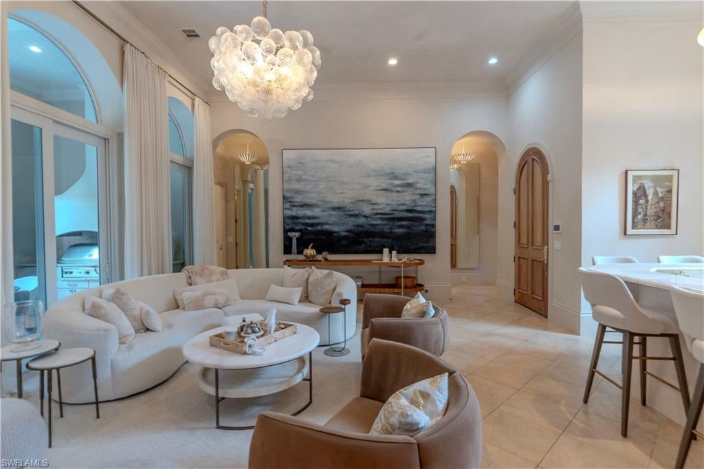 15627 Villoresi Way, NAPLES