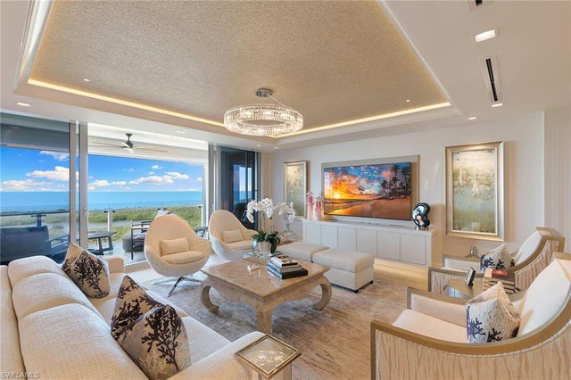 6897 Grenadier Blvd 1202, NAPLES