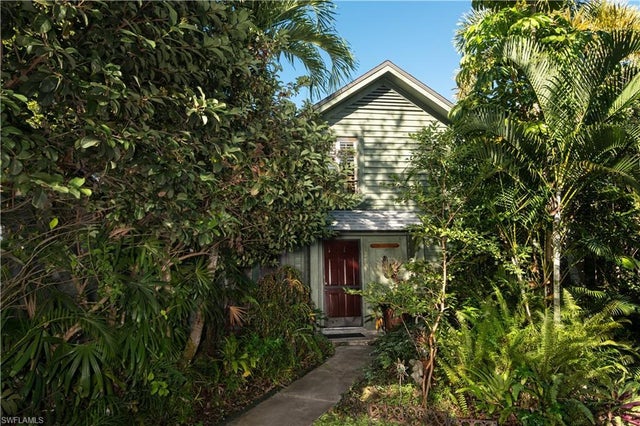 1295 Solana Rd C5, NAPLES