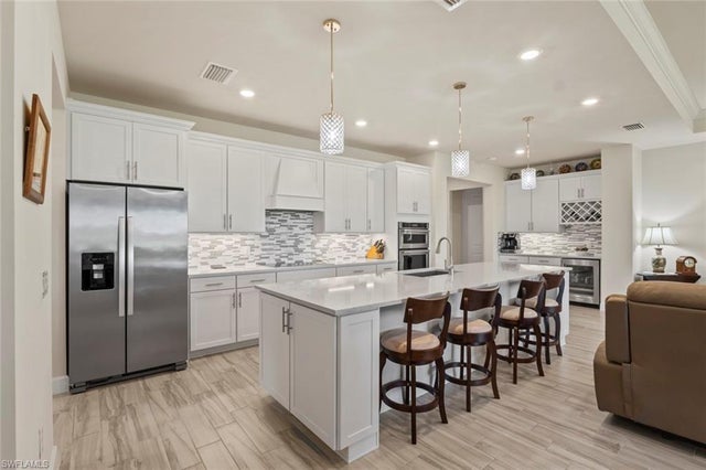 6483 Holiman Way, AVE MARIA