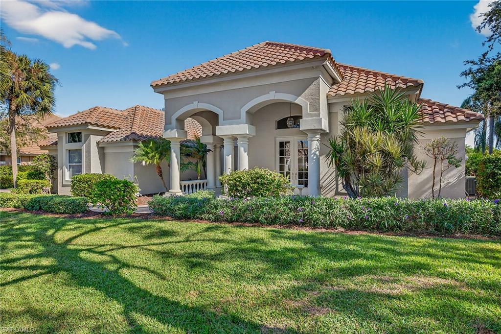 24991 Goldcrest Dr, BONITA SPRINGS