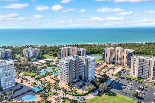 21 Bluebill Ave B503, NAPLES