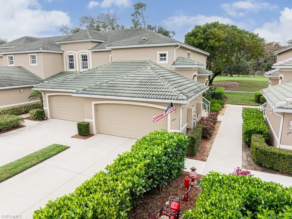 3435 Laurel Greens Ln S 203, NAPLES