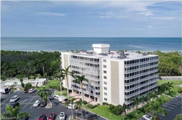 3 Bluebill Ave 511, NAPLES