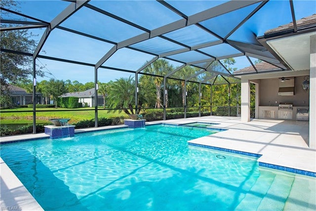 14661 Liesl Ct E, NAPLES