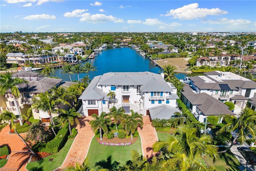 481 21st Ave S, NAPLES