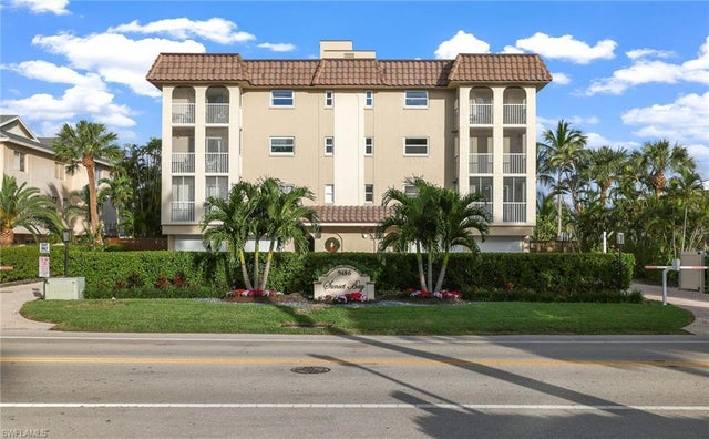 9486 Gulf Shore Dr A101, NAPLES