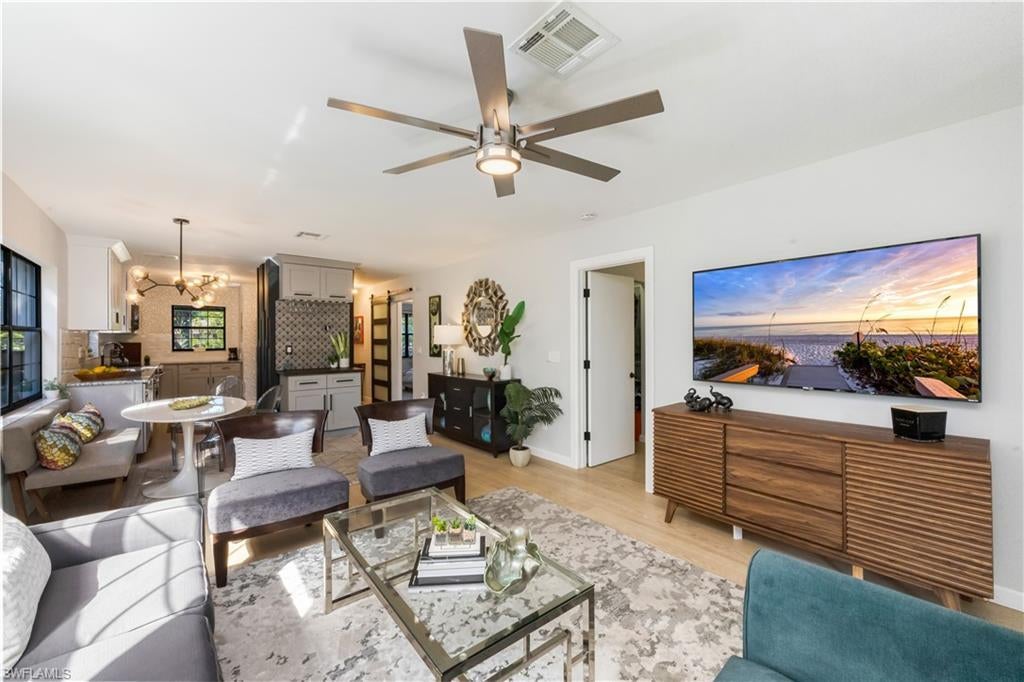 Photo of Listing #225084788