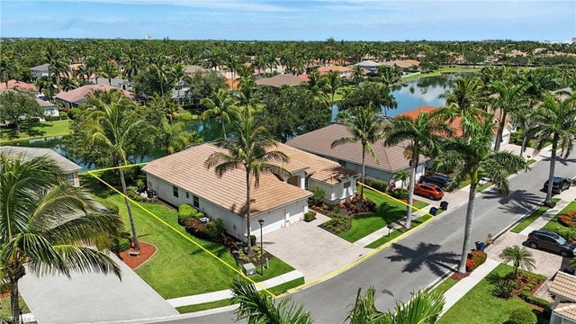Photo of 14060 Shimmering Lake Ct, FORT MYERS FL