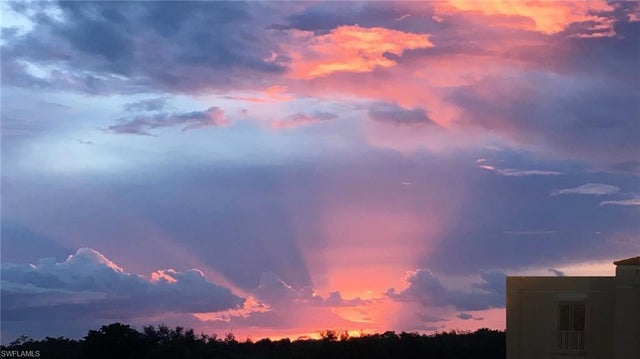 1520 Clermont Dr 403, NAPLES