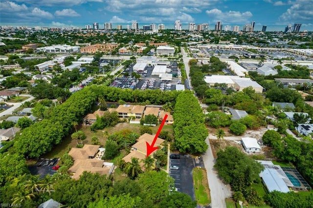 1210 Shady Rest Ln 14, NAPLES