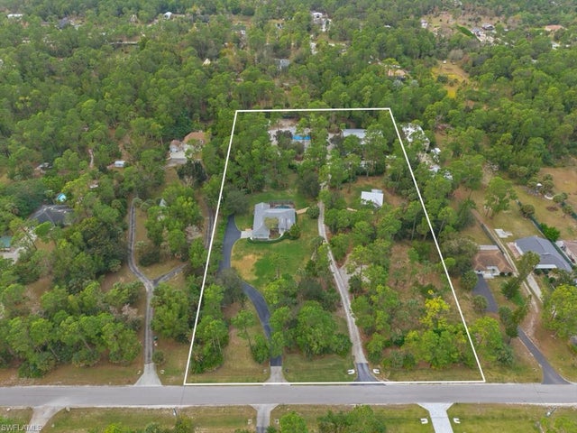 2053 17th St Sw, NAPLES