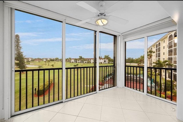 29 High Point Cir E 308, NAPLES