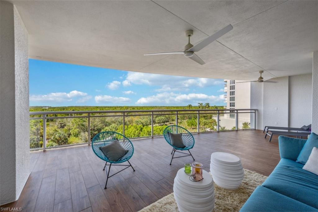 13915 Old Coast Rd 504, NAPLES