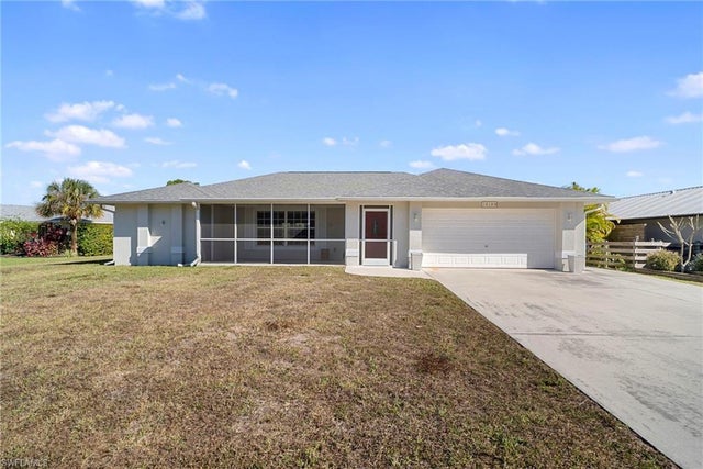 18189 Sandy Pines Cir, NORTH FORT MYERS