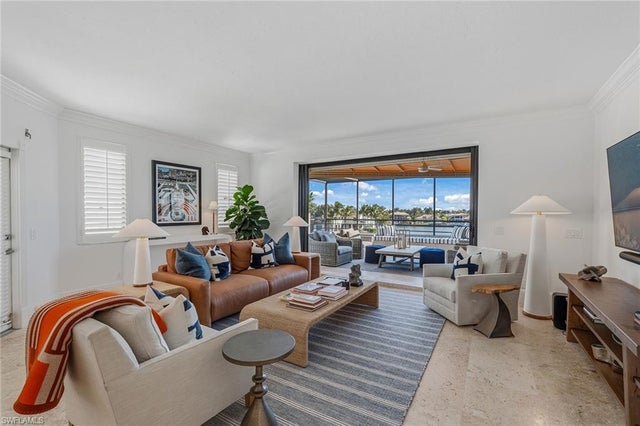 4400 Gulf Shore Blvd N 4-405, NAPLES