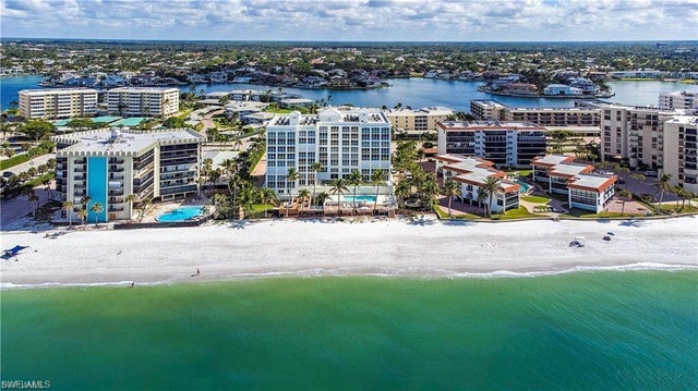 3377 Gulf Shore Blvd N 2a, NAPLES