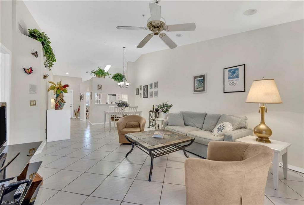 2469 Millcreek Ln 204, NAPLES