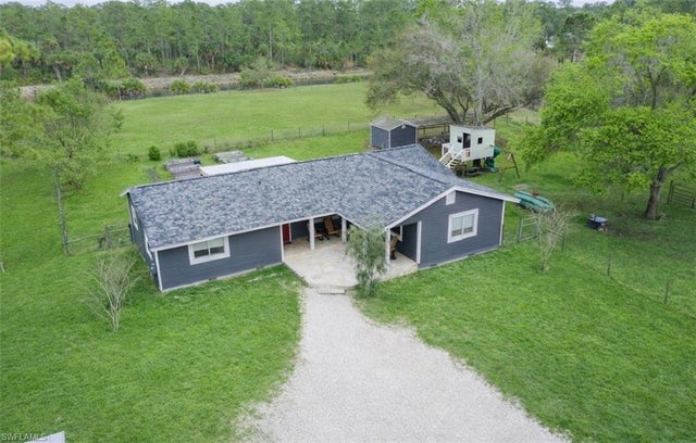 2210 20th Ave Ne, NAPLES