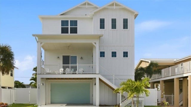 129 Pearl St, FORT MYERS BEACH
