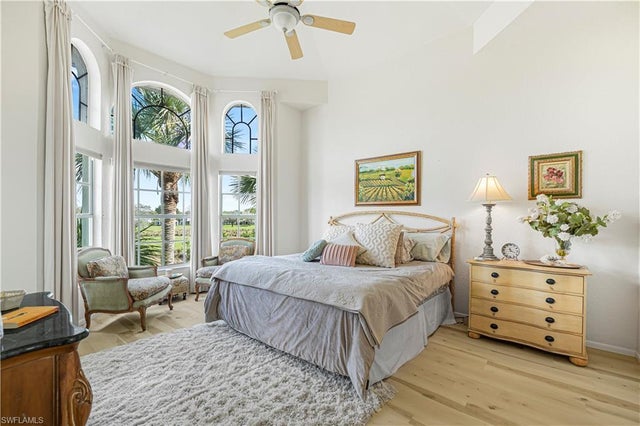 6045 Chardonnay Ln 302, NAPLES