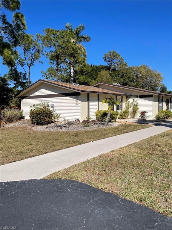 1095 Pine Isle Ln 1095, NAPLES