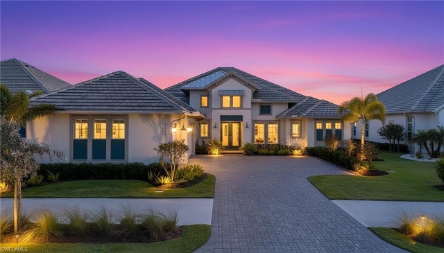 8778 Santo Domingo Dr, NAPLES