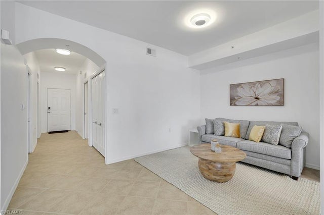 2740 Cypress Trace Cir 2717, NAPLES