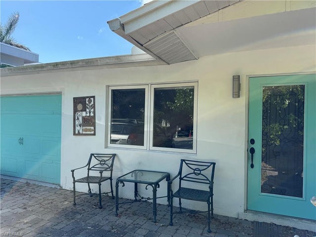 1180 Diana Ave, NAPLES