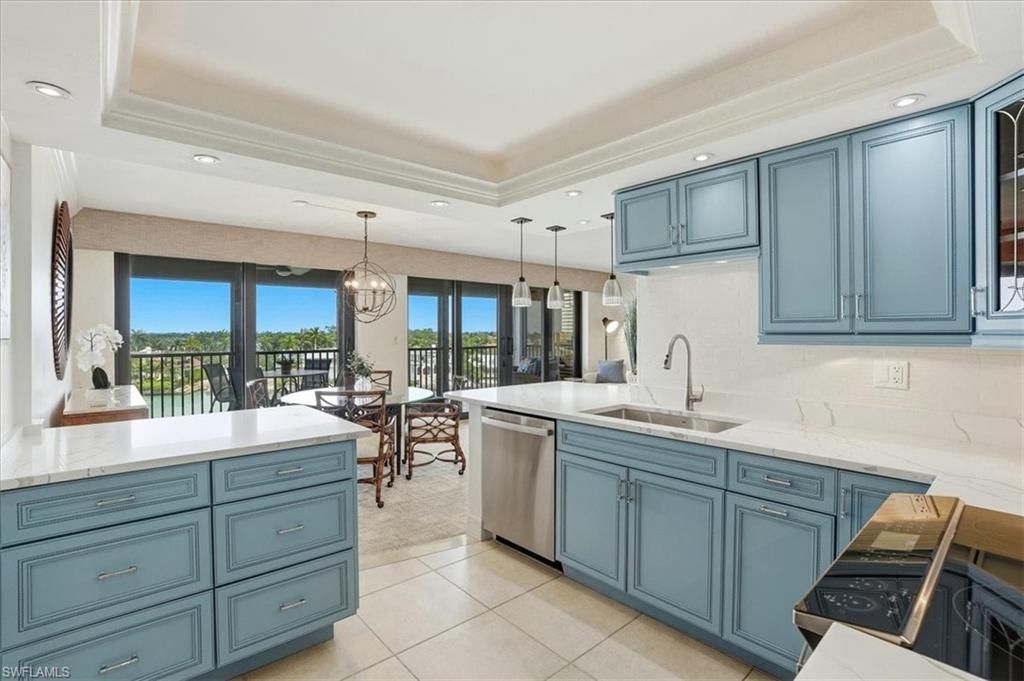 2400 Gulf Shore Blvd N 604, NAPLES