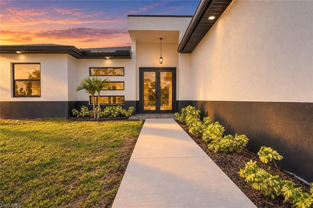 2909 Dora Ave N, LEHIGH ACRES