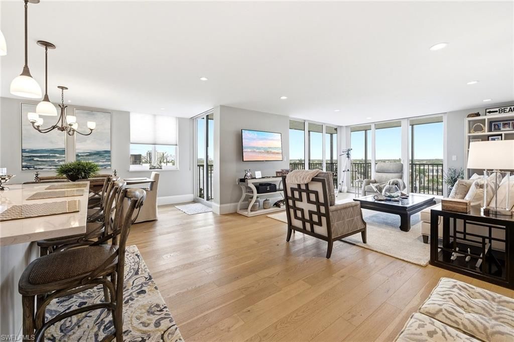 10420 Gulf Shore Dr 161, NAPLES