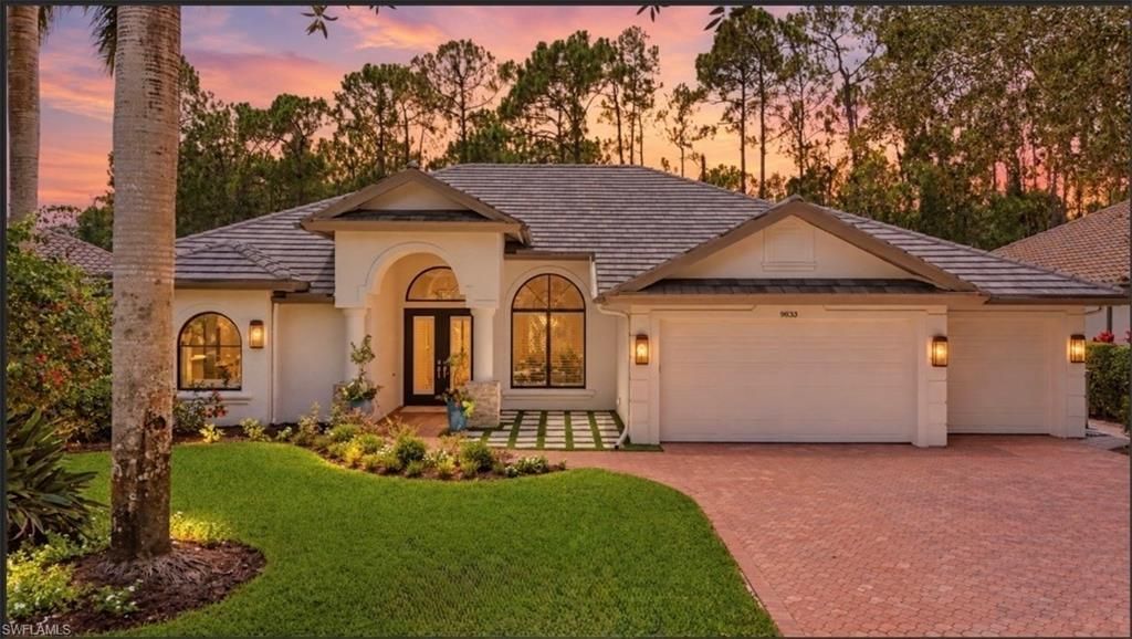 9833 Clear Lake Cir, NAPLES