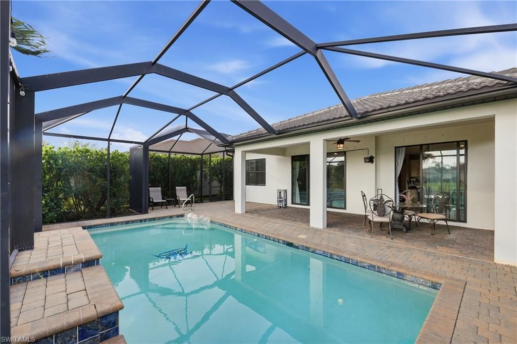 2133 Clementine St, NAPLES