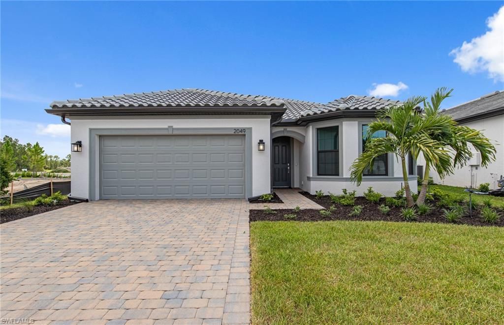 2049 Terreno Blvd, NAPLES